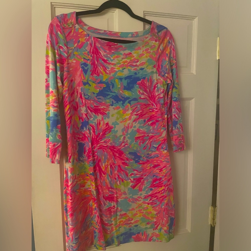 Lilly Pulitzer Sophie Dress, Size Medium in Multi Palm
Beach Coral